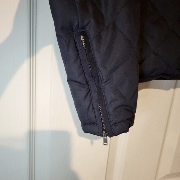 LOGG - Picture 3 of 8